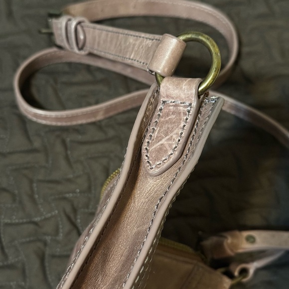 Beautiful Frye Leather Purse - Picture 3 of 8